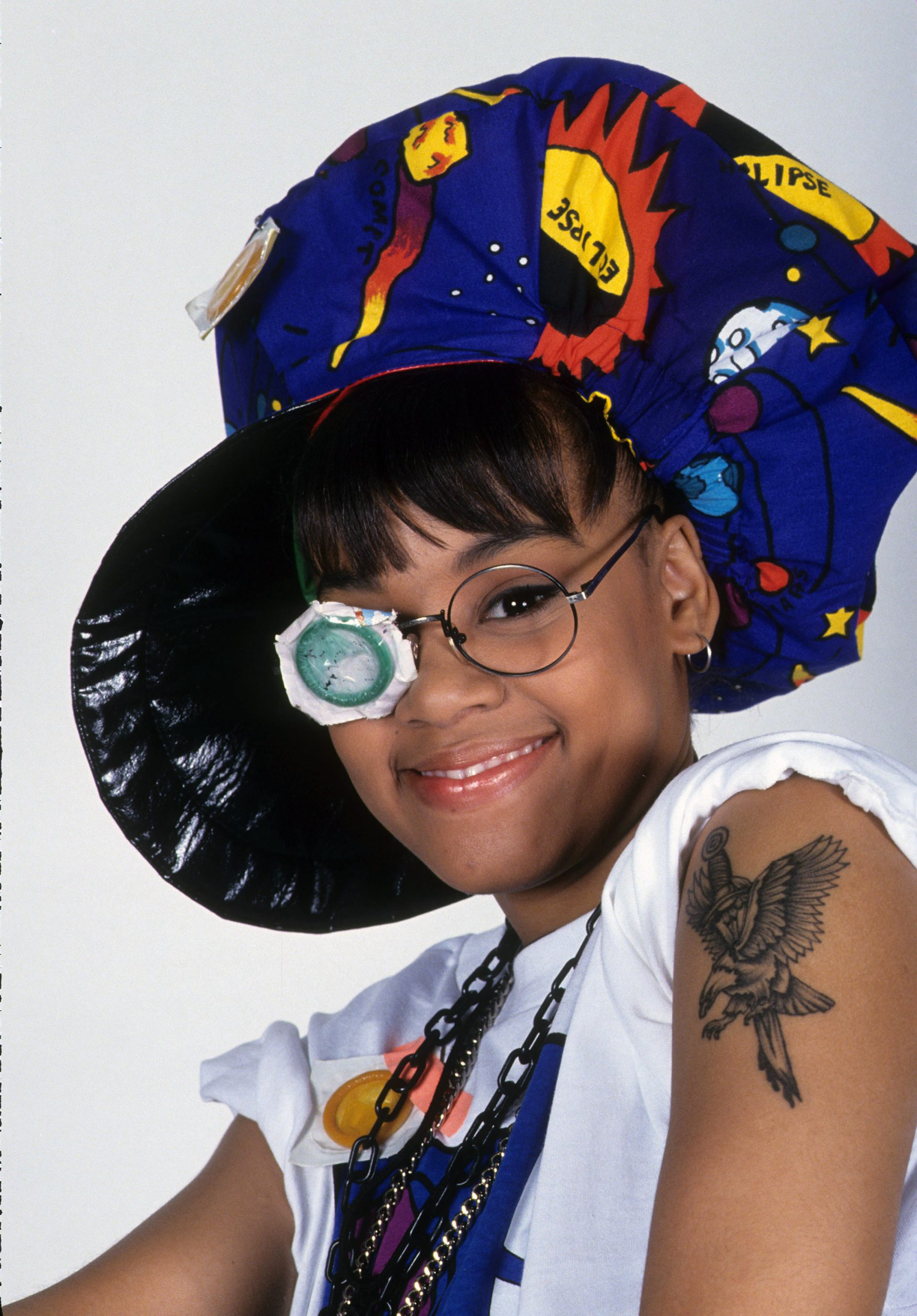 Left Eye Rapper Birthday, Age, Height, weight, Net worth, & Family ...